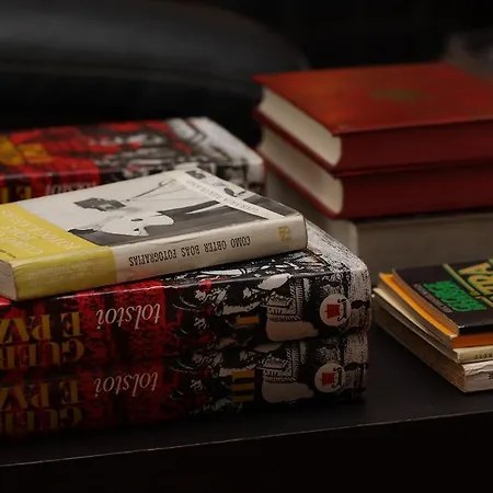 Casa Dos Livros Γκιμαράες
